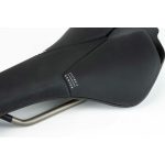 PROLOGO Nyereg PR SCRATCH NDR TIROX 140 HARD fekete SCENTN0HB00AM