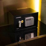 Yale Guest Home széf elektronikus zárral és LCD kijelzővel YSG/200/DB