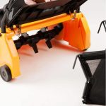 Gyepszellőztető gyűjtős elektromos Riwall REV 3816 1600 w, 38 cm, késes és rugós tengely REV 3816