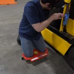 Gurulós térdelő csavartartóval HOP1001191