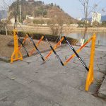 Összecsukható közlekedési akadály HOP1001474